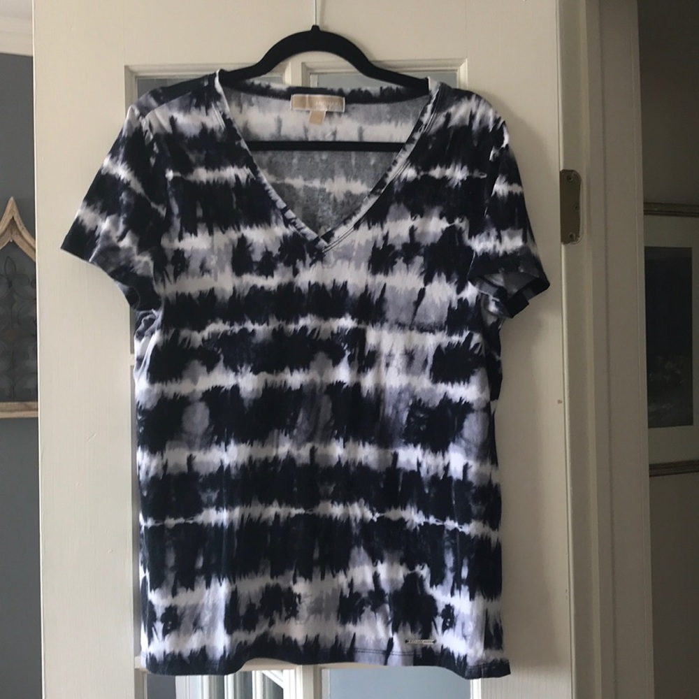 Michael Kors tee shirt